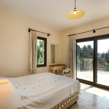 Sleeps 8 Pool Air Con Wifi 别墅 *